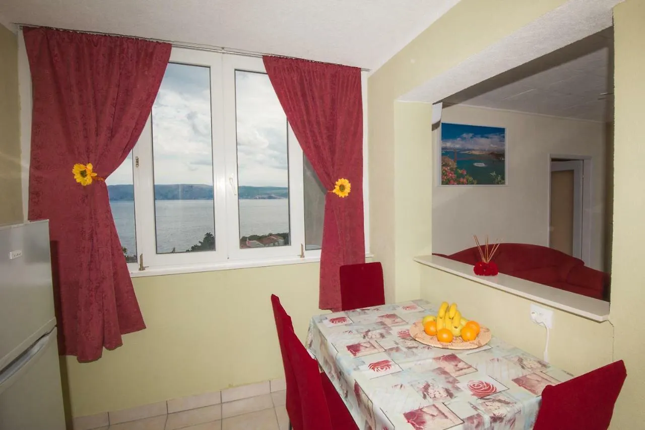 Apartment Red Rose Novi Vinodloski Novi Vinodolski Croatia